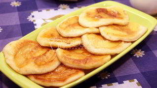 Оладьи с яблоками