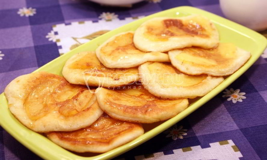 Рецепт оладий с яблоками