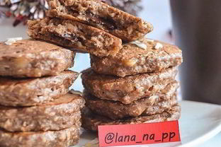 Овсяные оладушки с бананом и шоколадом