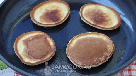 пышные оладьи на воде и соде