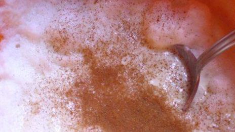 яблочные оладьи с корицей