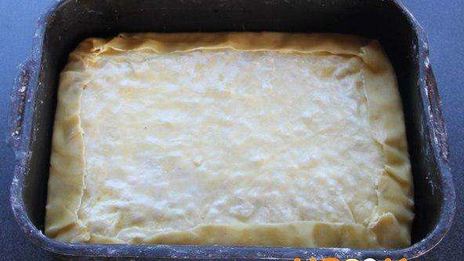 пахлава медовая с орехами