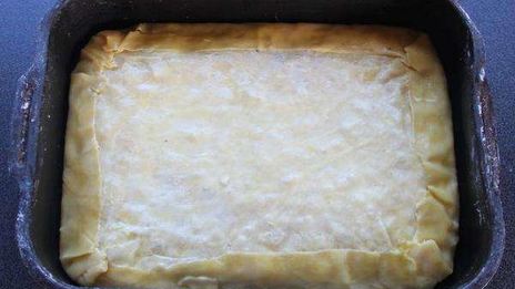 пахлава медовая с орехами