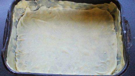 пахлава медовая с орехами