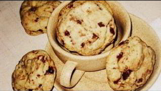 Американское печенье с шоколадом и лесными орехами