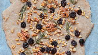 Ореховое печенье с изюмом