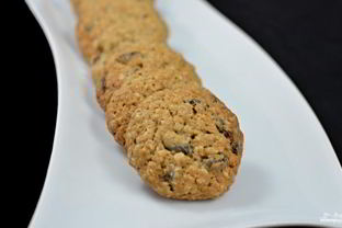 Овсяное печенье с изюмом