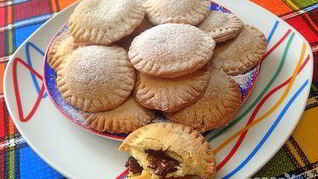 Печенье с шоколадной начинкой