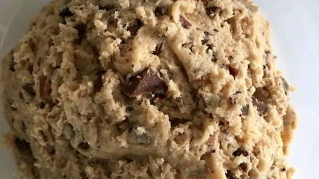 печенье с шоколадом, ирисками и орехом пекан