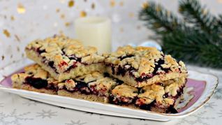 Тертое печенье с вареньем