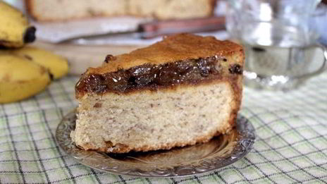 банановый пирог в пряной заливке