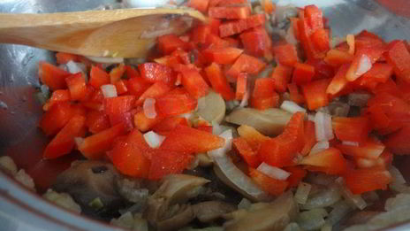 блинчатый пирог с курицей и грибами