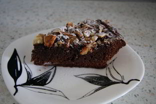 Быстрый шоколадный пирог с яблоками