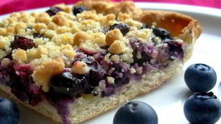 Черничный пирог со штрейзелем