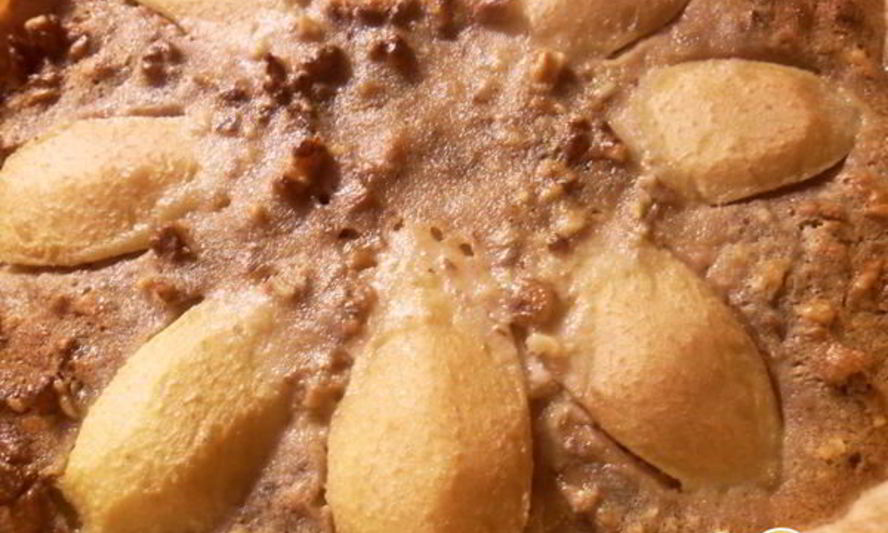 Рецепт грушевого пирога с орехами