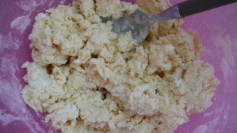 киш с болгарскими перцами и маслинами