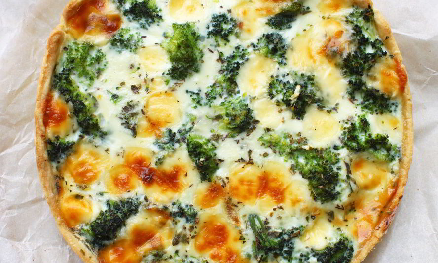 Рецепт киша с брокколи и чесноком