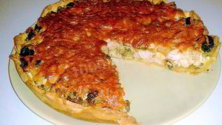 Киш с курицей и грибам