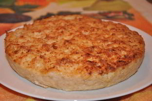 Куриный пирог с яйцами и зеленым луком