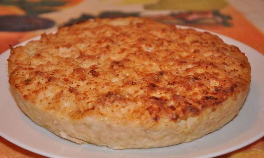 Рецепт куриного пирога с яйцами и зеленым луком