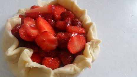 мини-пироги с клубникой