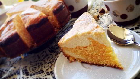 морковный пирог со сливочной прослойкой