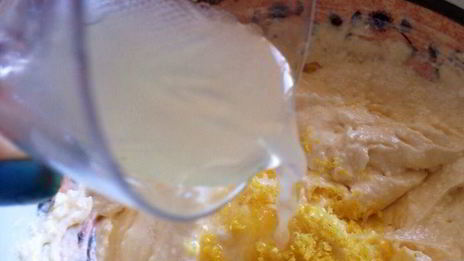 морковный пирог со сливочной прослойкой