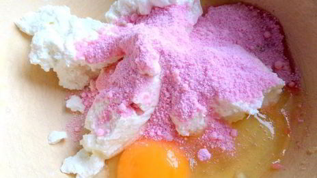 песочный пирог с фруктами в творожном муссе