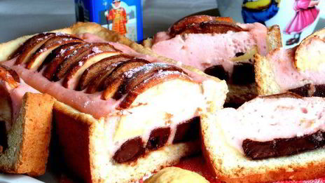 песочный пирог с фруктами в творожном муссе