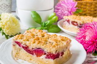 Песочный сливовый пирог