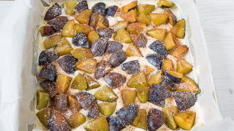 песочный сливовый пирог