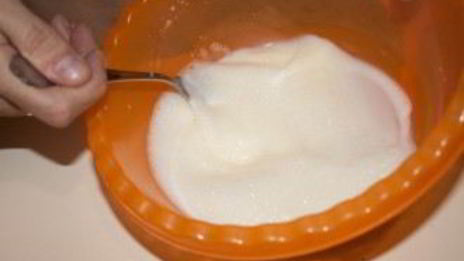 пирог с капустой и рыбной консервой