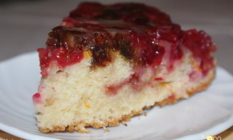 Рецепт пирога с клюквой, финиками и грецкими орехами