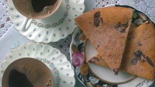 Пирог с корицей и шоколадом