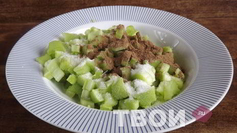 пирог с ревенем