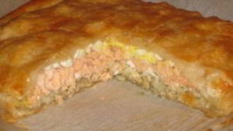 пирог с семгой и рисом