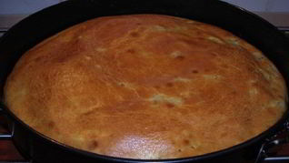 Пирог с твердым сыром