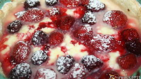 пирог с творогом и ягодами