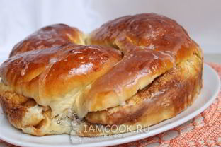 Пирог с вареной сгущенкой