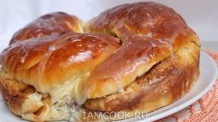 Пирог с вареной сгущенкой