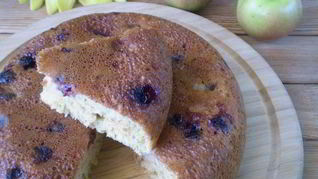 Пирог с ягодами на кефире