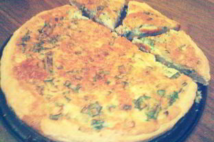 Пирог с зеленым луком и сыром