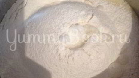 пирог со сливами и яблоками в мультиварке