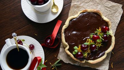 Пироги с вишней