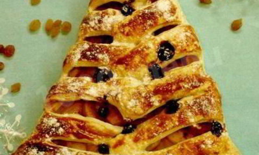 Рецепт слойки с яблоками елочка