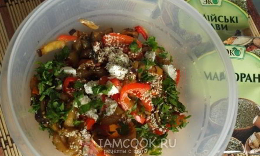 Рецепт сырно-слоеного пирог с карамелизированными баклажанами