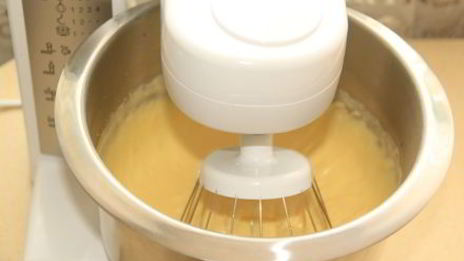 творожный пирог с черносливом и яблоком