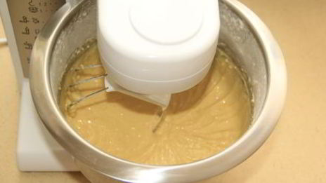 творожный пирог с черносливом и яблоком