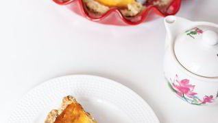 Творожный пирог с черносливом