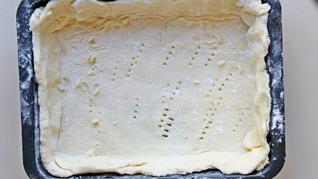 творожный пирог с грушами и орехами